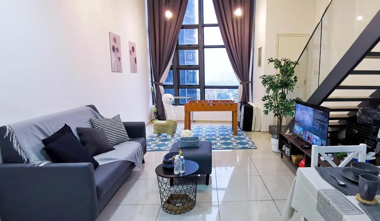 Ekocheras Loft 5 Pax, #Soccertable #Abovemall #Cozy #Freecarpark Kuala Lumpur 0*,